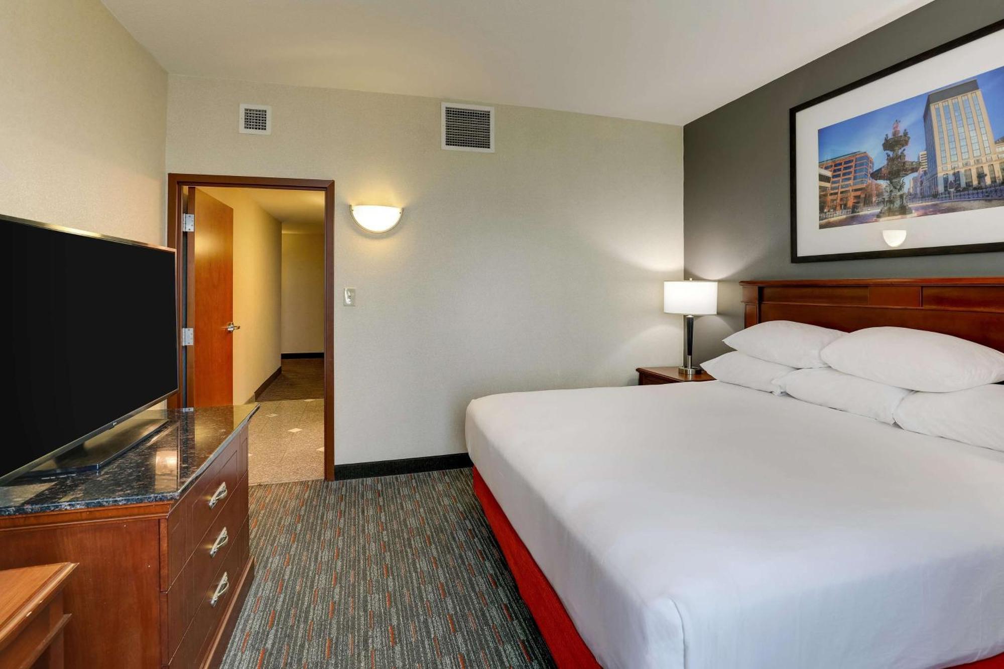 Drury Inn & Suites Монтгомери Экстерьер фото